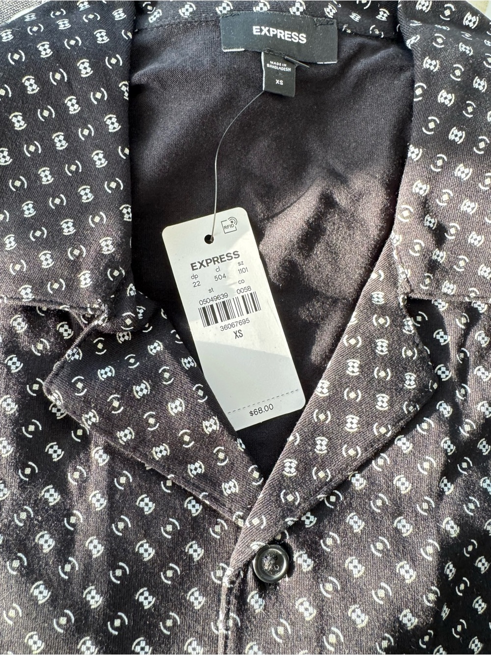 Express Black Micro-Pattern Short-Sleeve Polo - Picture 3 of 3